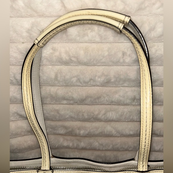 Coach Signature Brown and Cream Tote - Picture 7 of 9